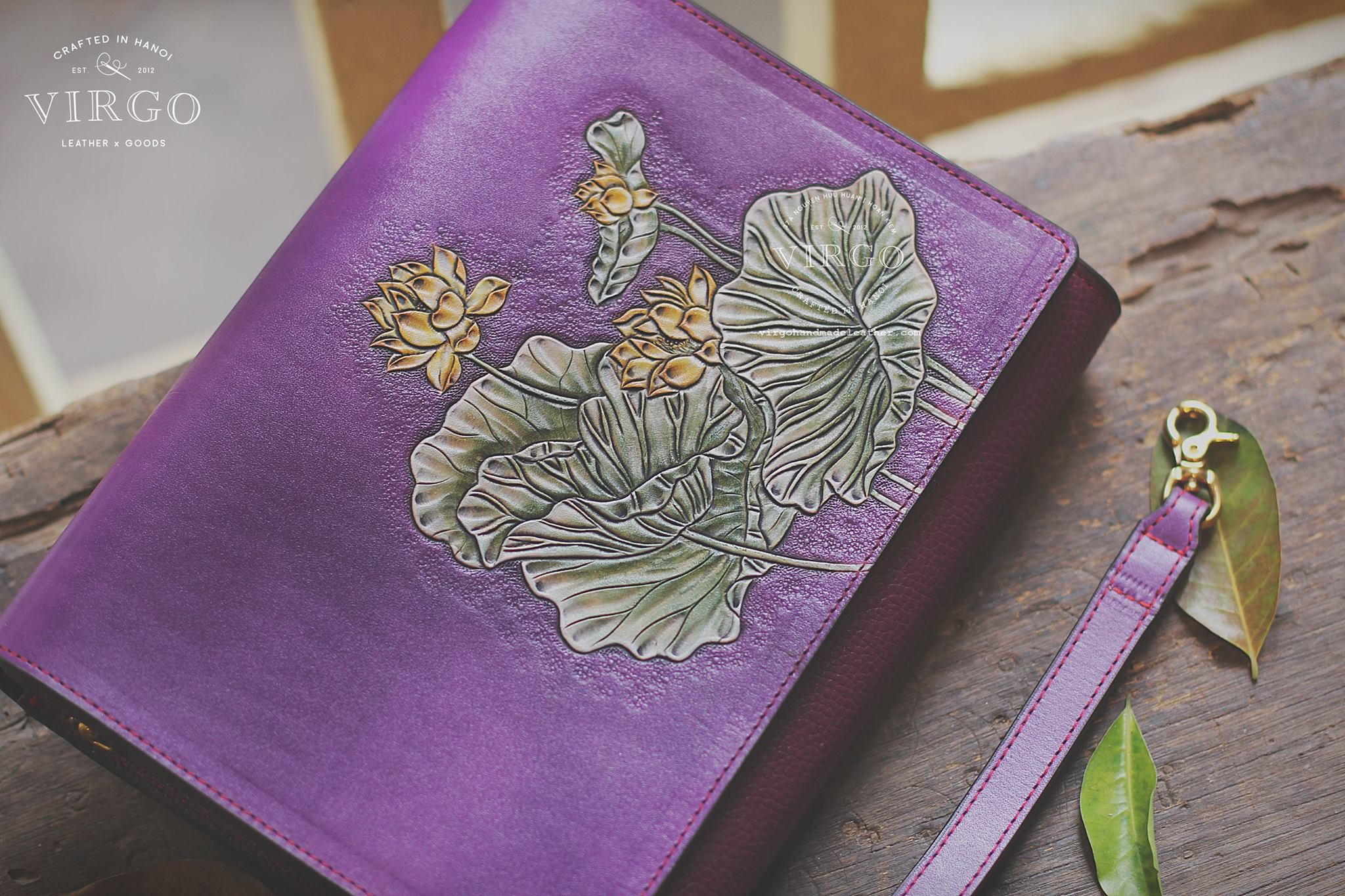 Mika Lotus Clutch