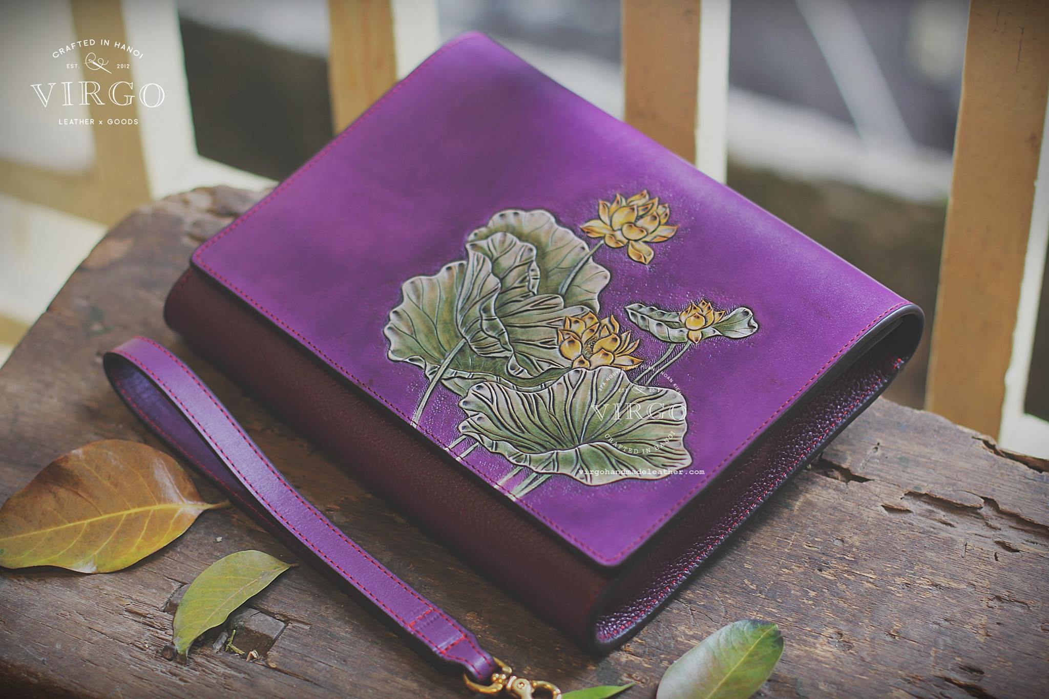 Mika Lotus Clutch
