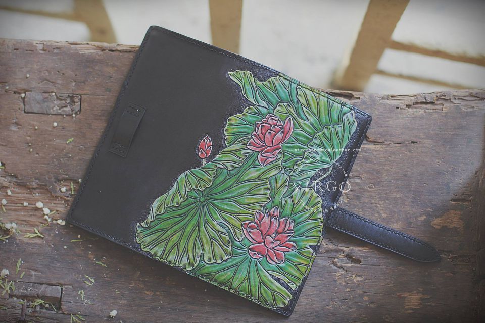 Red Lotus Wallet