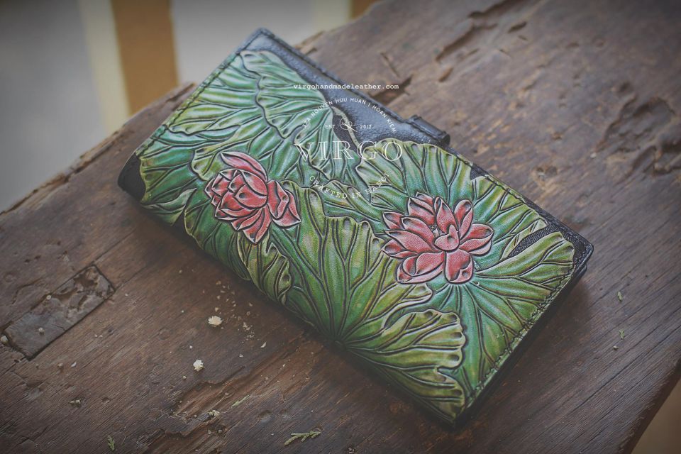 Red Lotus Wallet