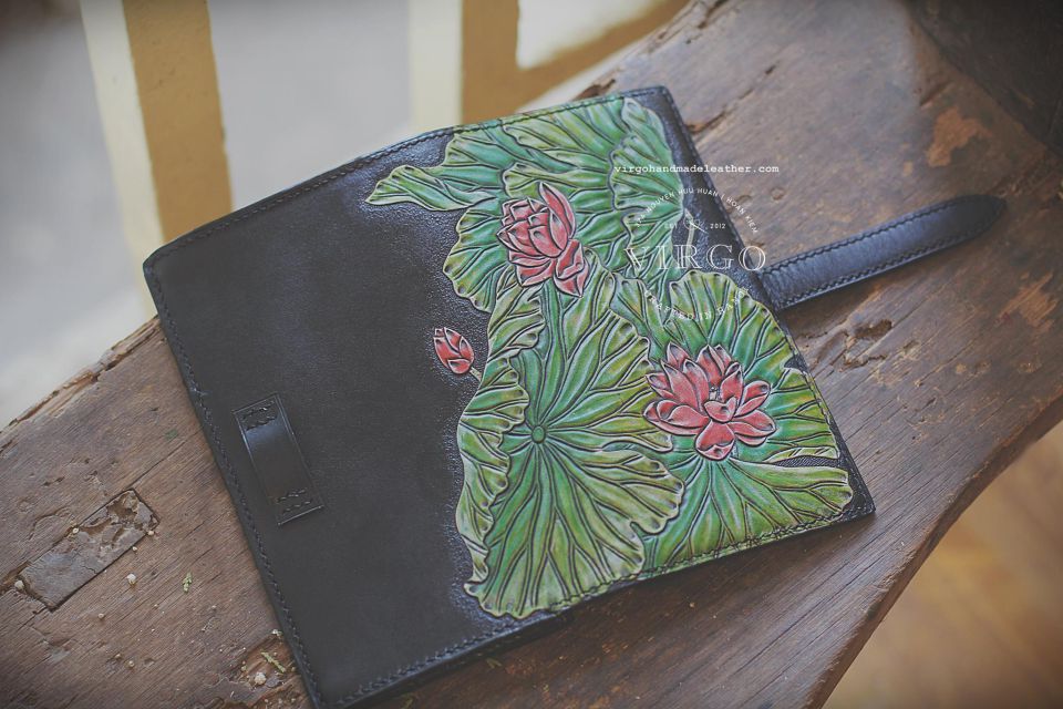 Red Lotus Wallet