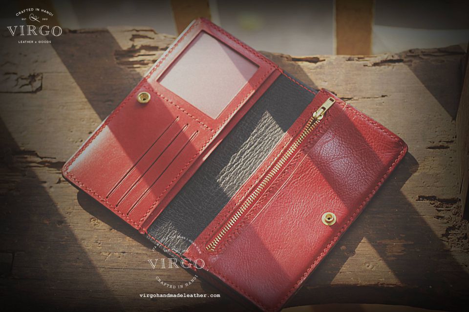 White Lotus Wallet