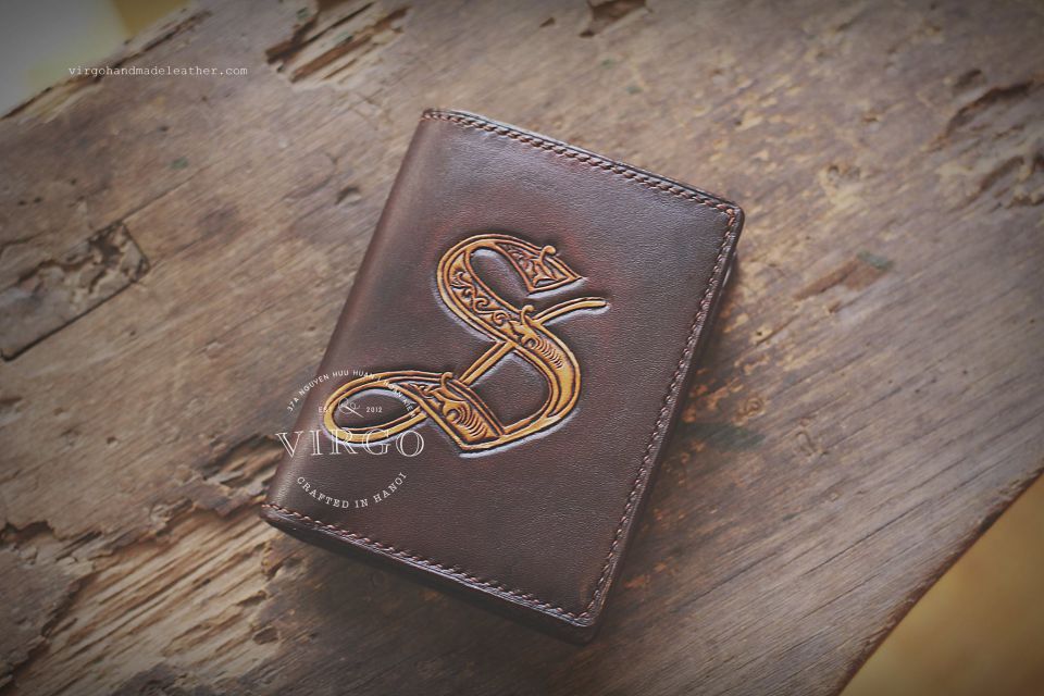 Letter S Men Carving Wallet