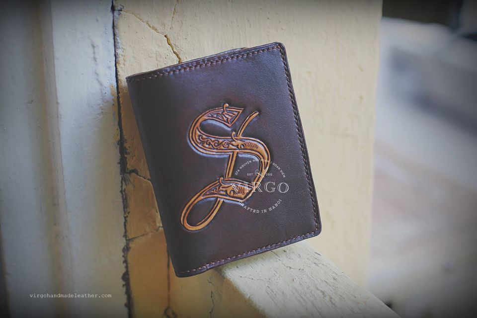 Letter S Men Carving Wallet