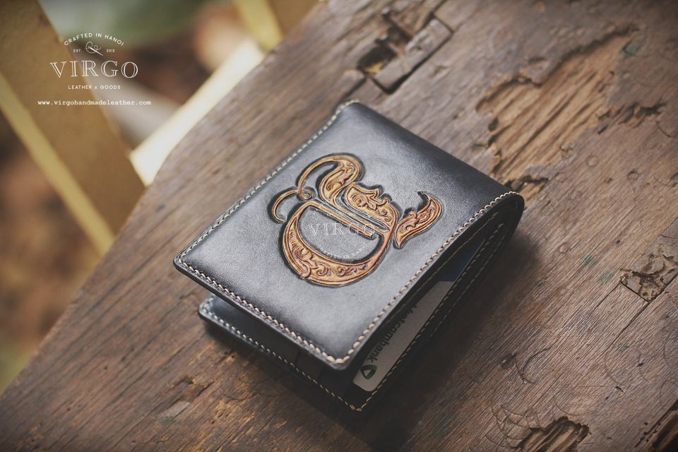 Letter D Men Carving Wallet