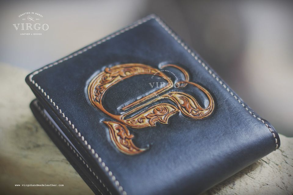 Letter D Men Carving Wallet