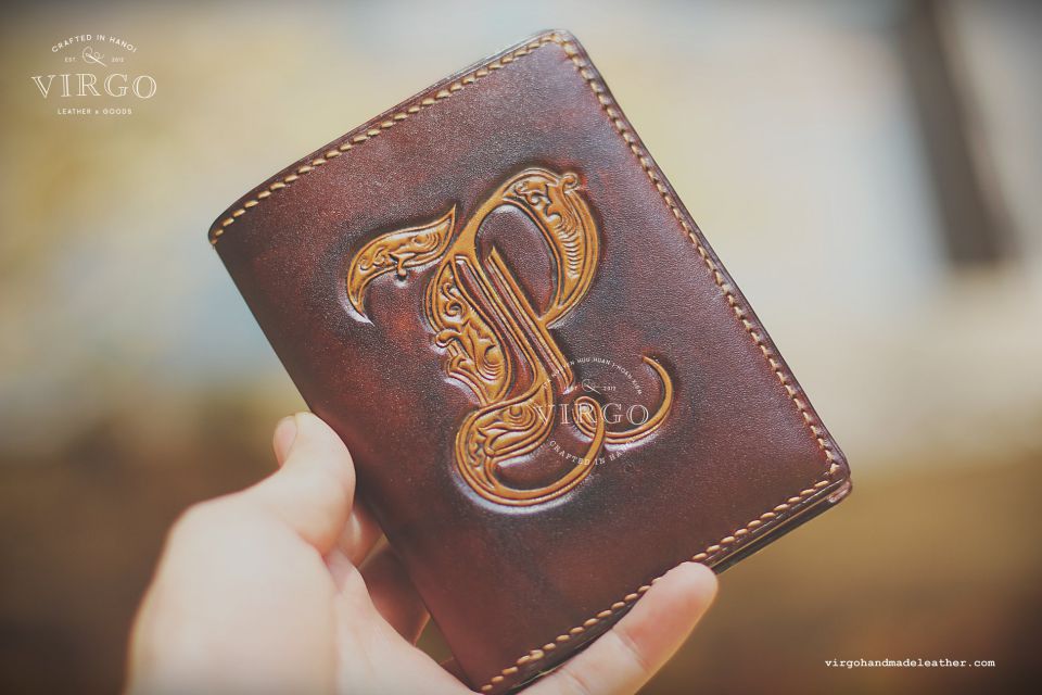 Letter P Men Carving Wallet