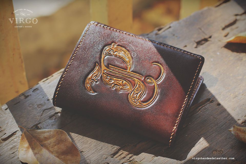 Letter P Men Carving Wallet