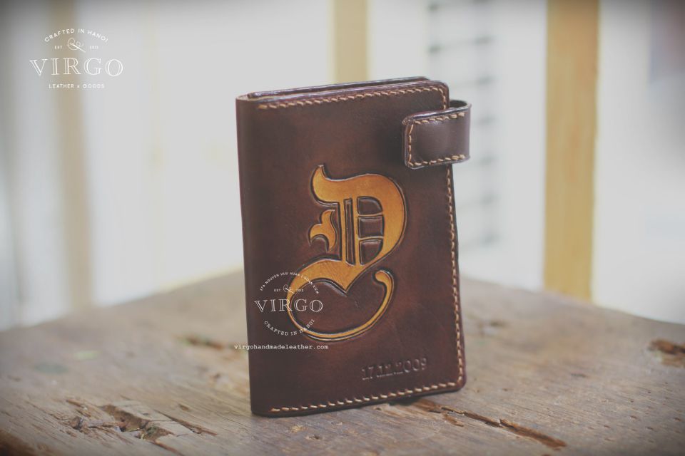 Letter D Men Carving Wallet