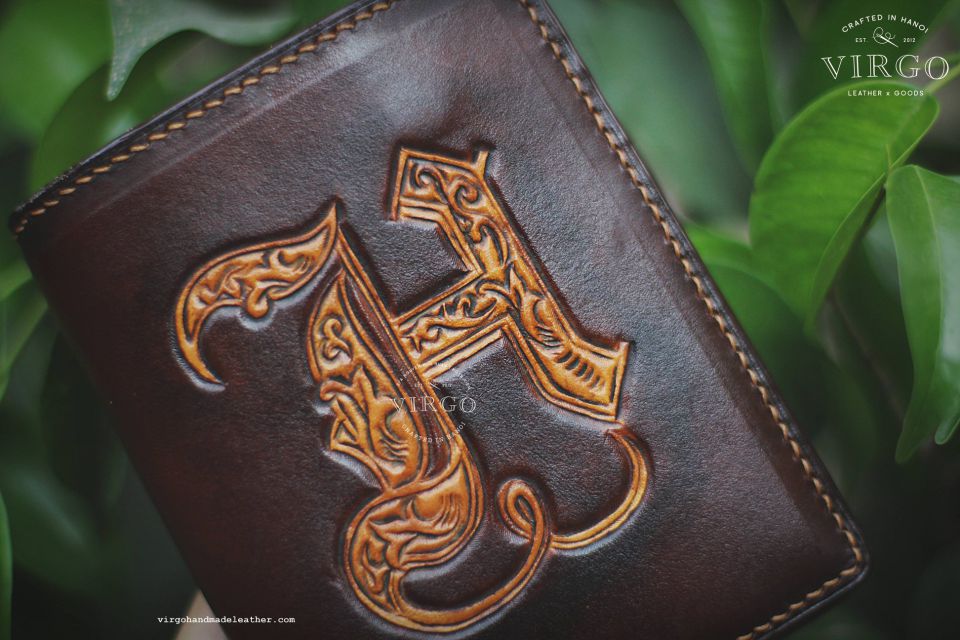 Letter H Men Carving Wallet