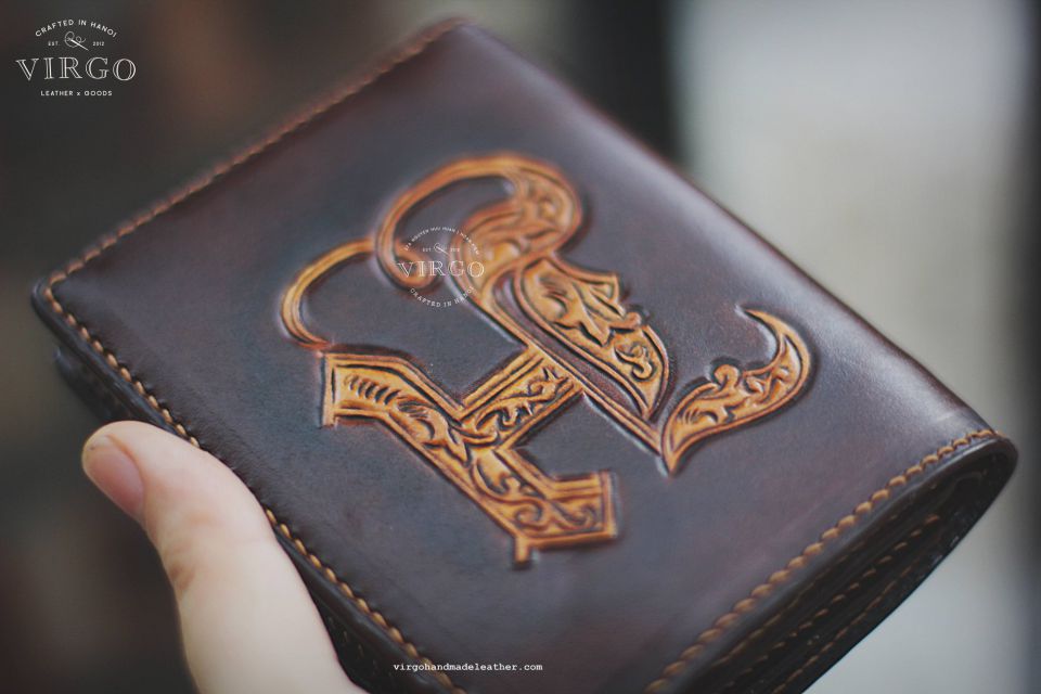Letter H Men Carving Wallet
