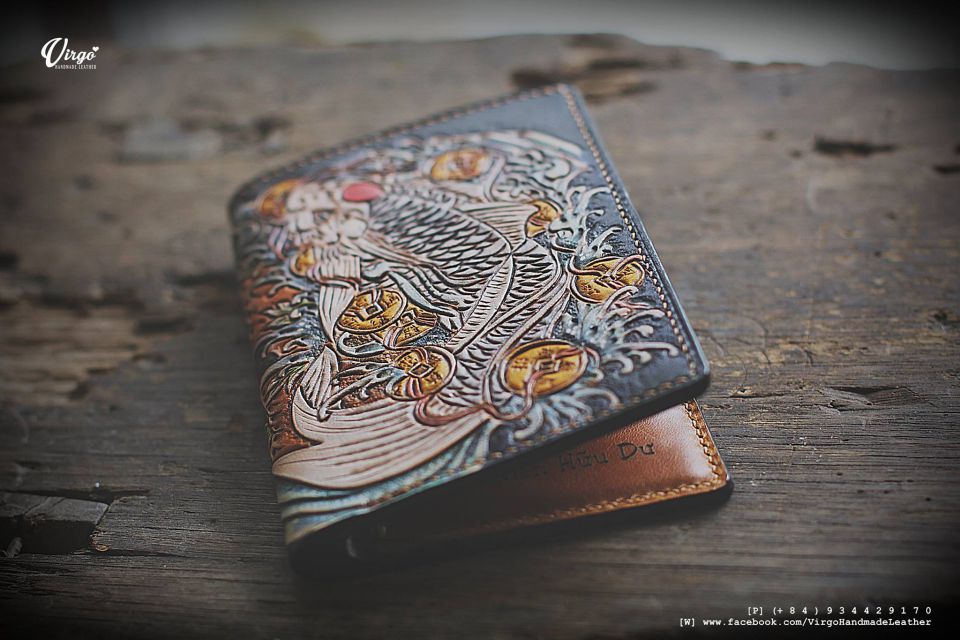 Koi Fish and Coin Men Carving Wallet