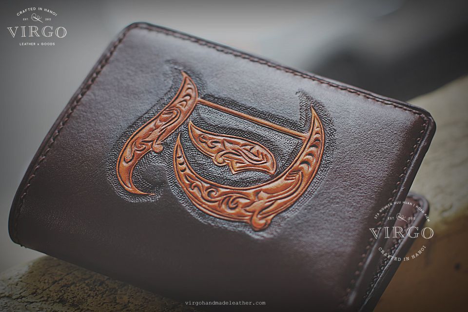 Letter T Men Carving Wallet