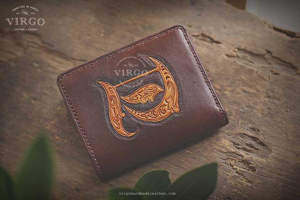 Letter T Men Carving Wallet