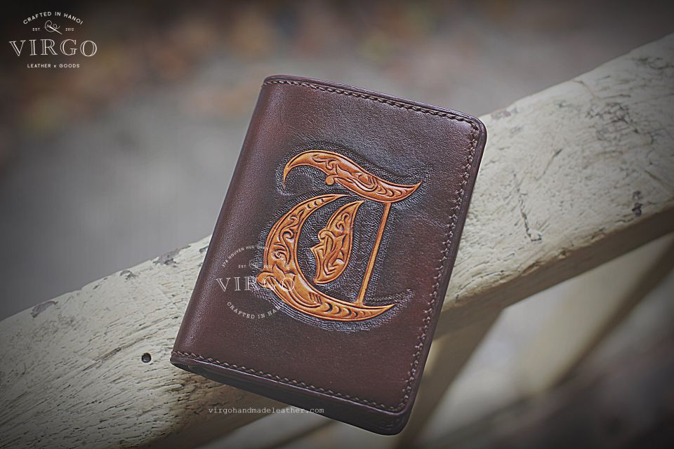 Letter T Men Carving Wallet