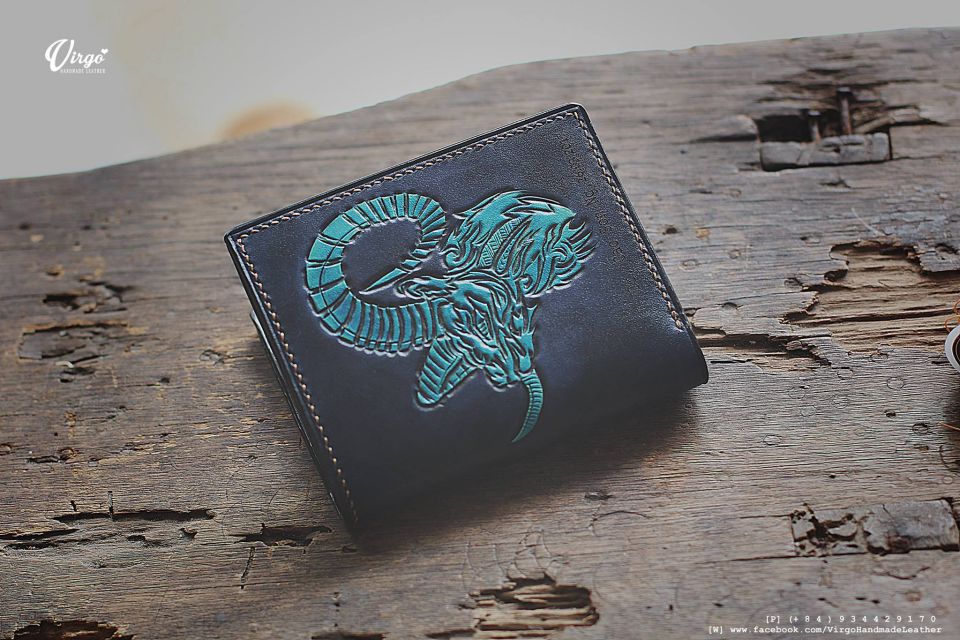 Goat Short Carving Wallet