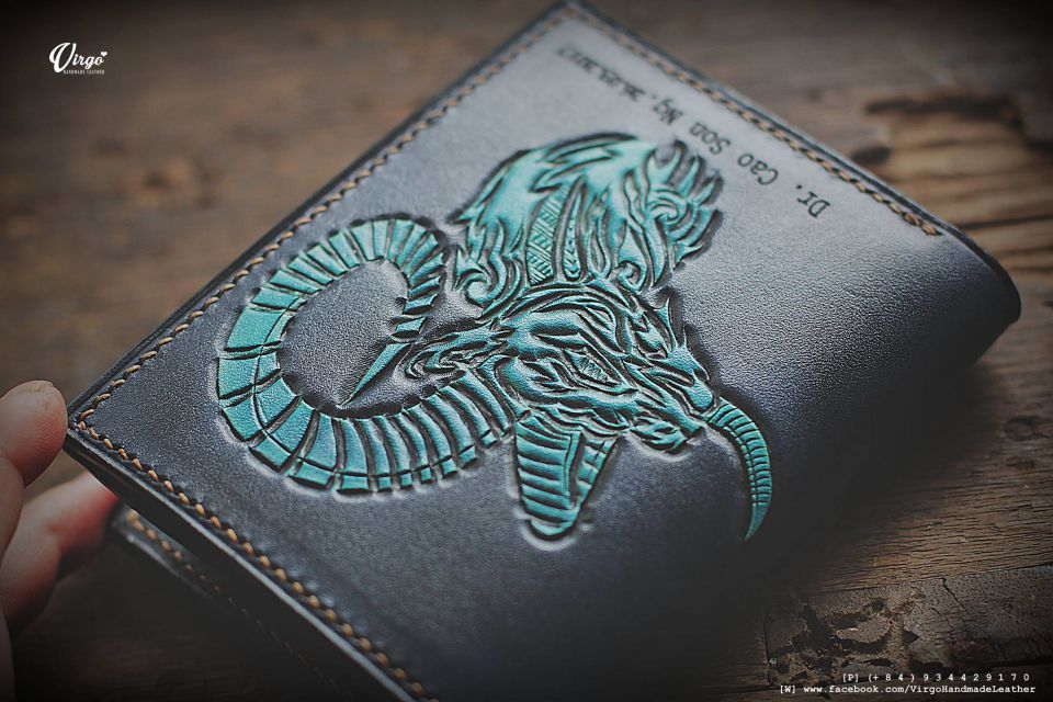 Goat Short Carving Wallet