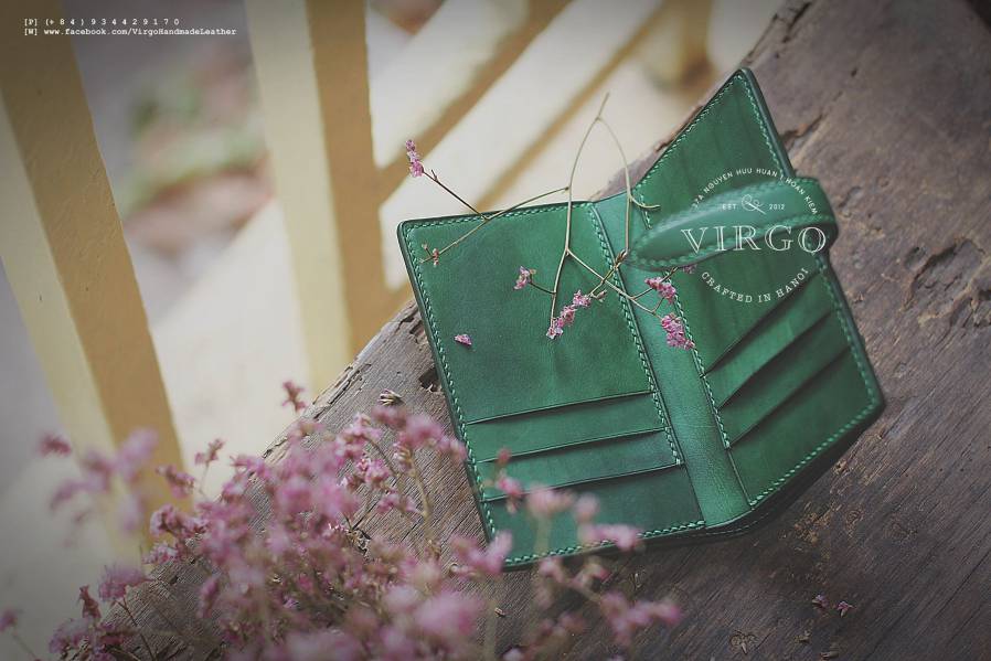 Lily of valley Hand Carved Short Coin Wallet