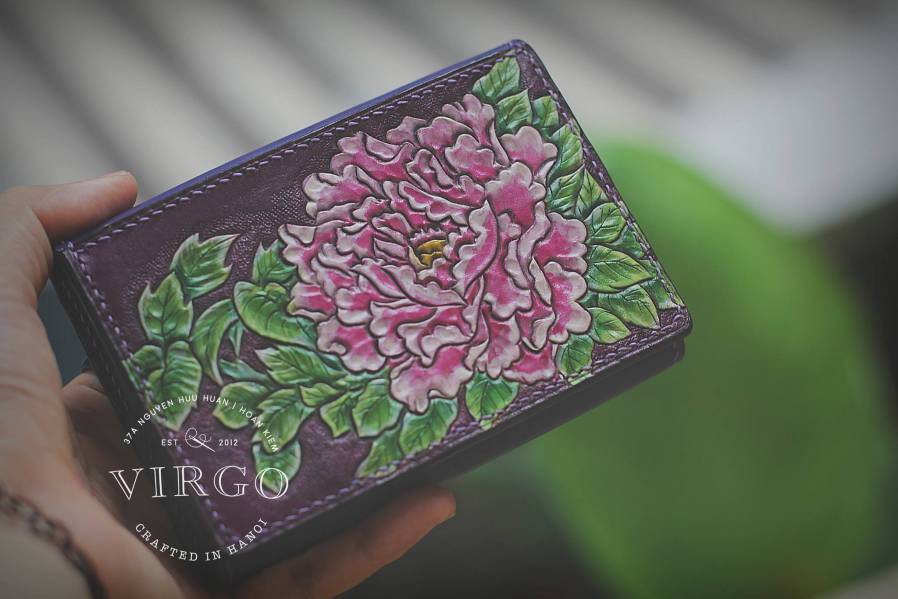Peony Hand Carved Short Coin Wallet