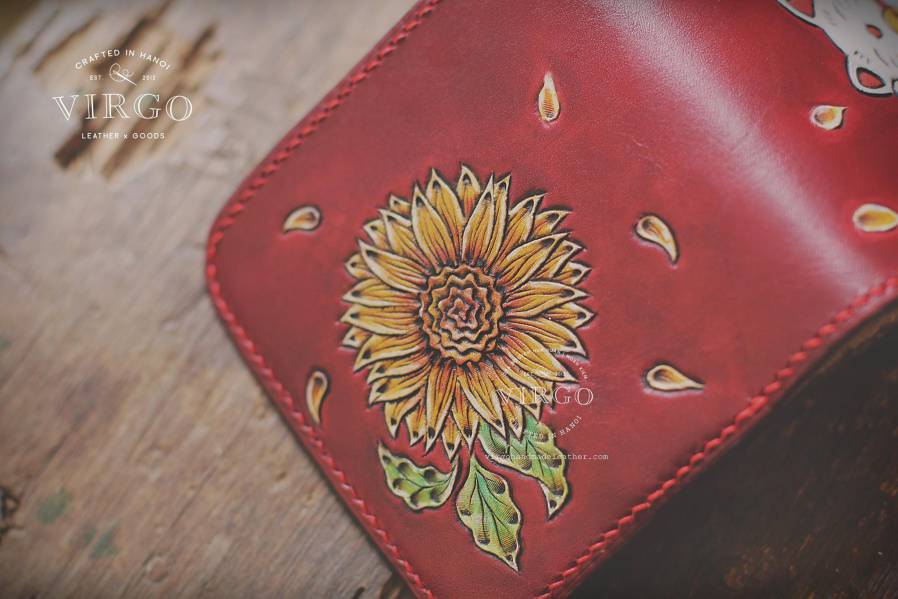 Maneki Neko Sunflower Carving Small Wallet
