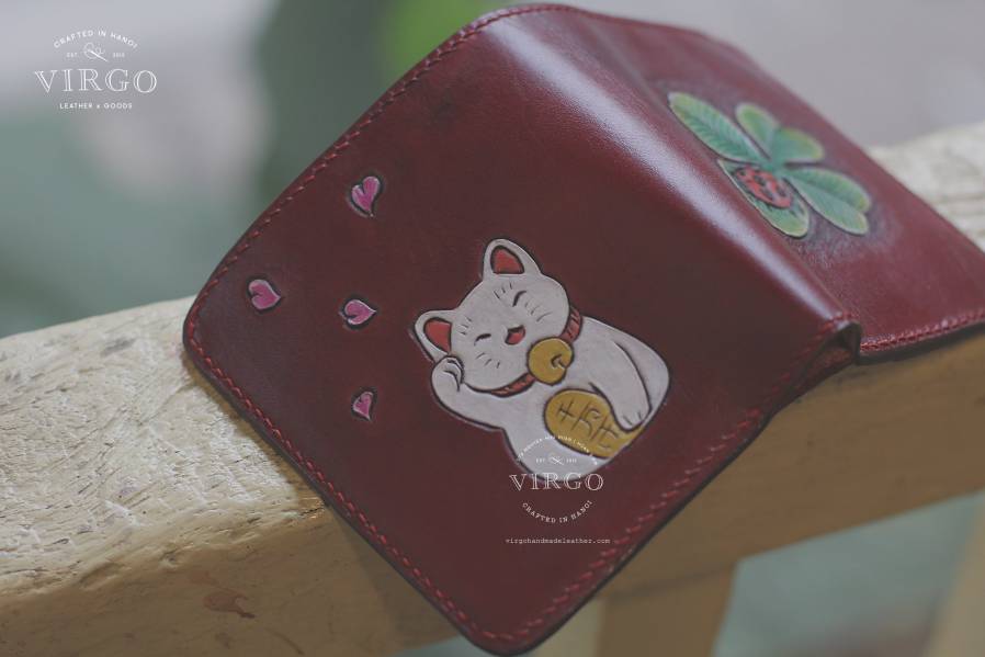 Maneki Neko Lucky Clover Carving Small Wallet