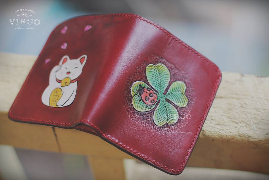 Maneki Neko Lucky Clover Carving Small Wallet