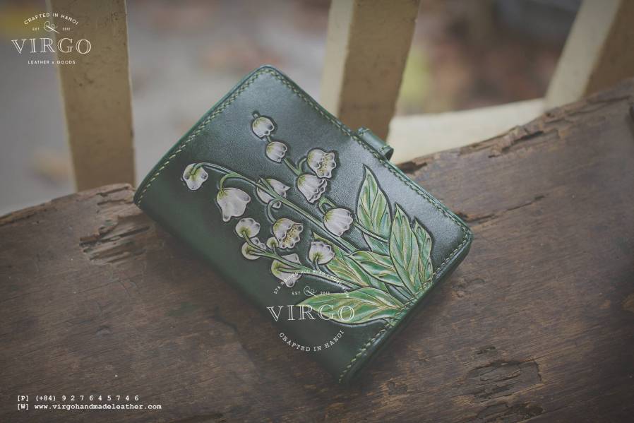 Lily of valley Hand Carved Short Coin Wallet