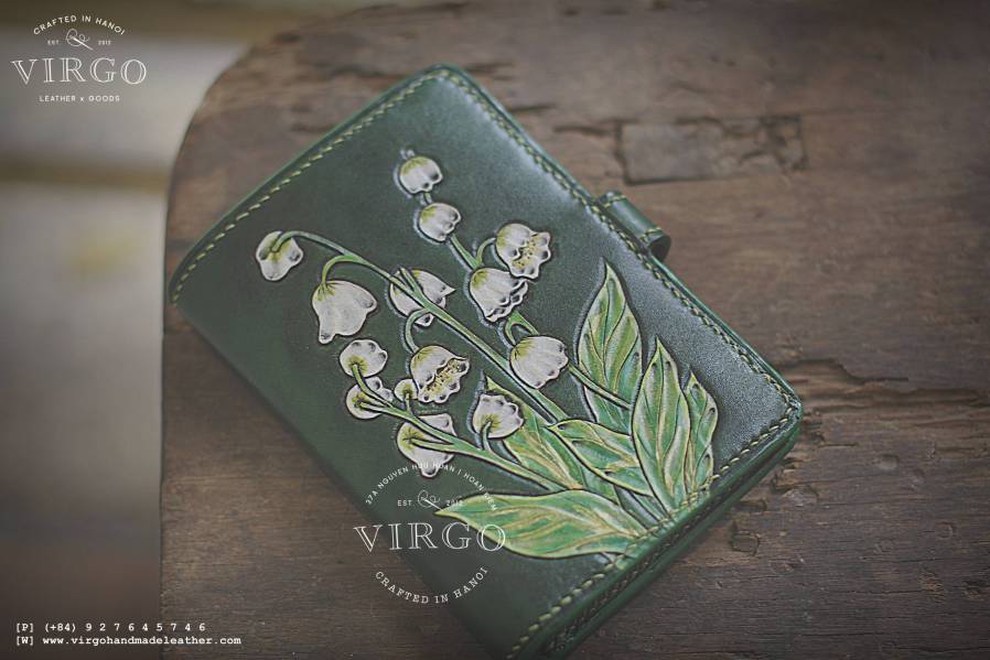 Lily of valley Hand Carved Short Coin Wallet